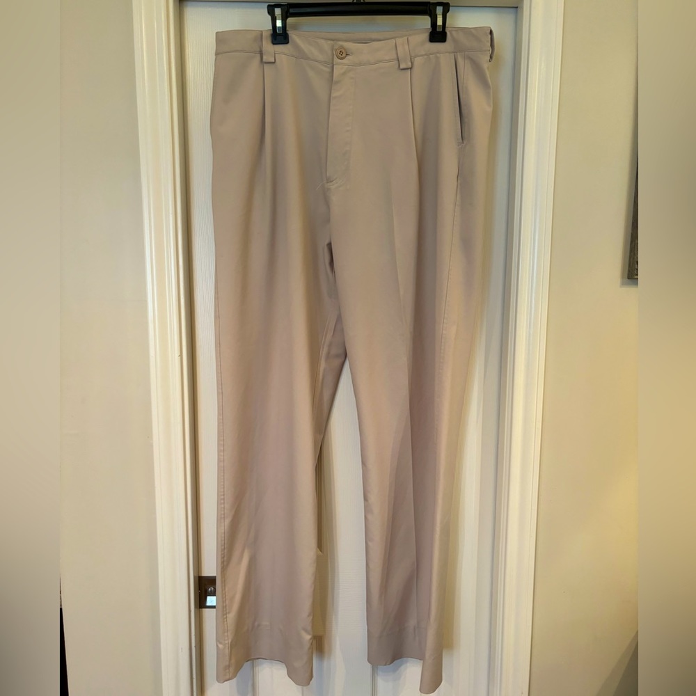 Under Armour Men’s performance pants